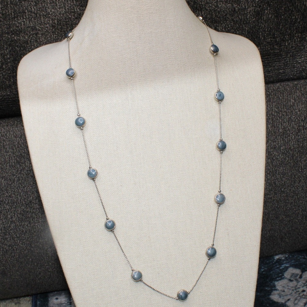 Station Necklace Long Rope Chain Blue Inset Round 30 Inch Silver Tone‎ Vintage